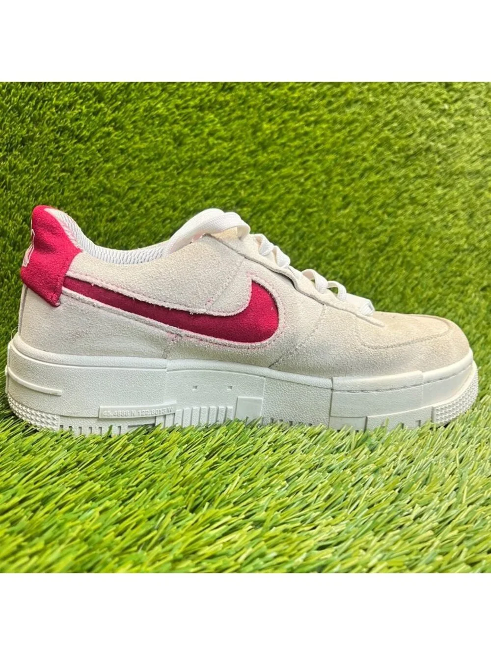 Nike Air Force 1 Pixel Womens Size 8.5 Ivory Red Athletic Walking Shoes Sneakers
